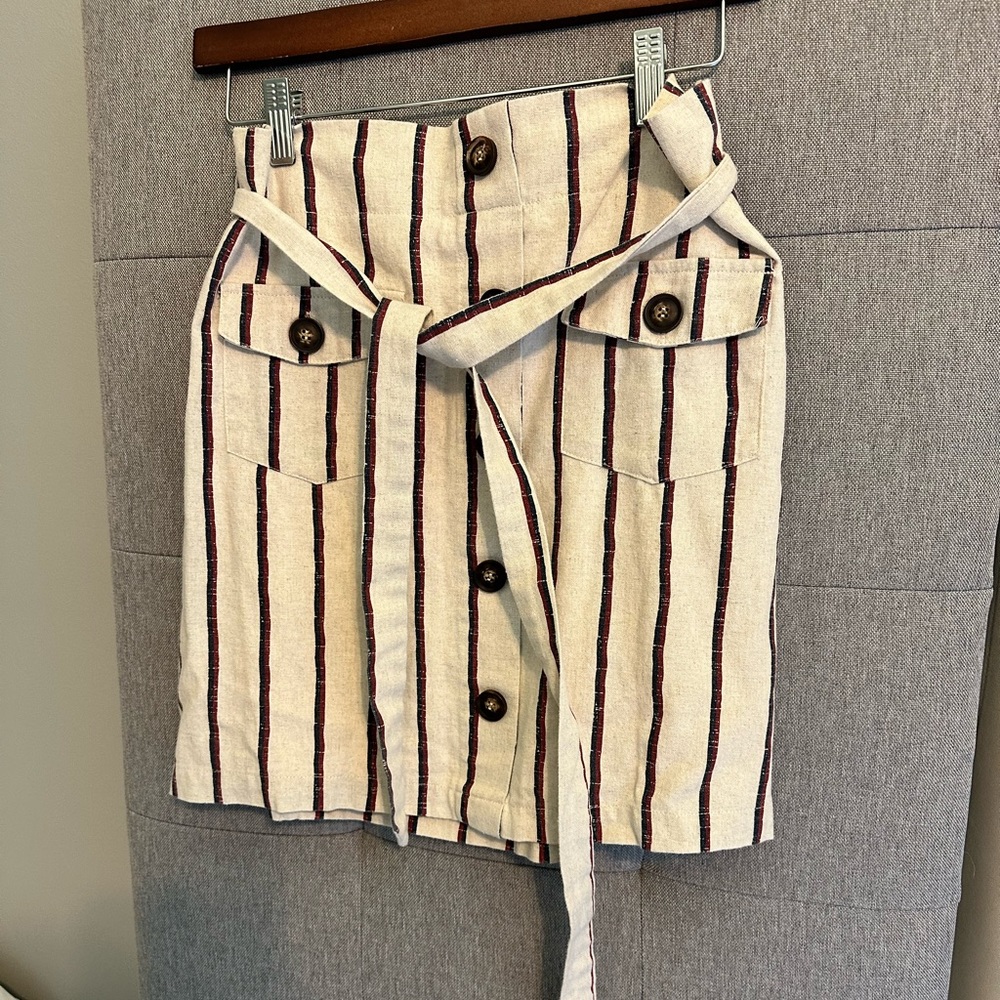 Blu Pepper striped skirt, worn once, excellent condition